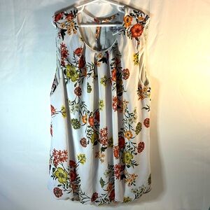 Liz Claiborne banded bottom top. Floral. Size S